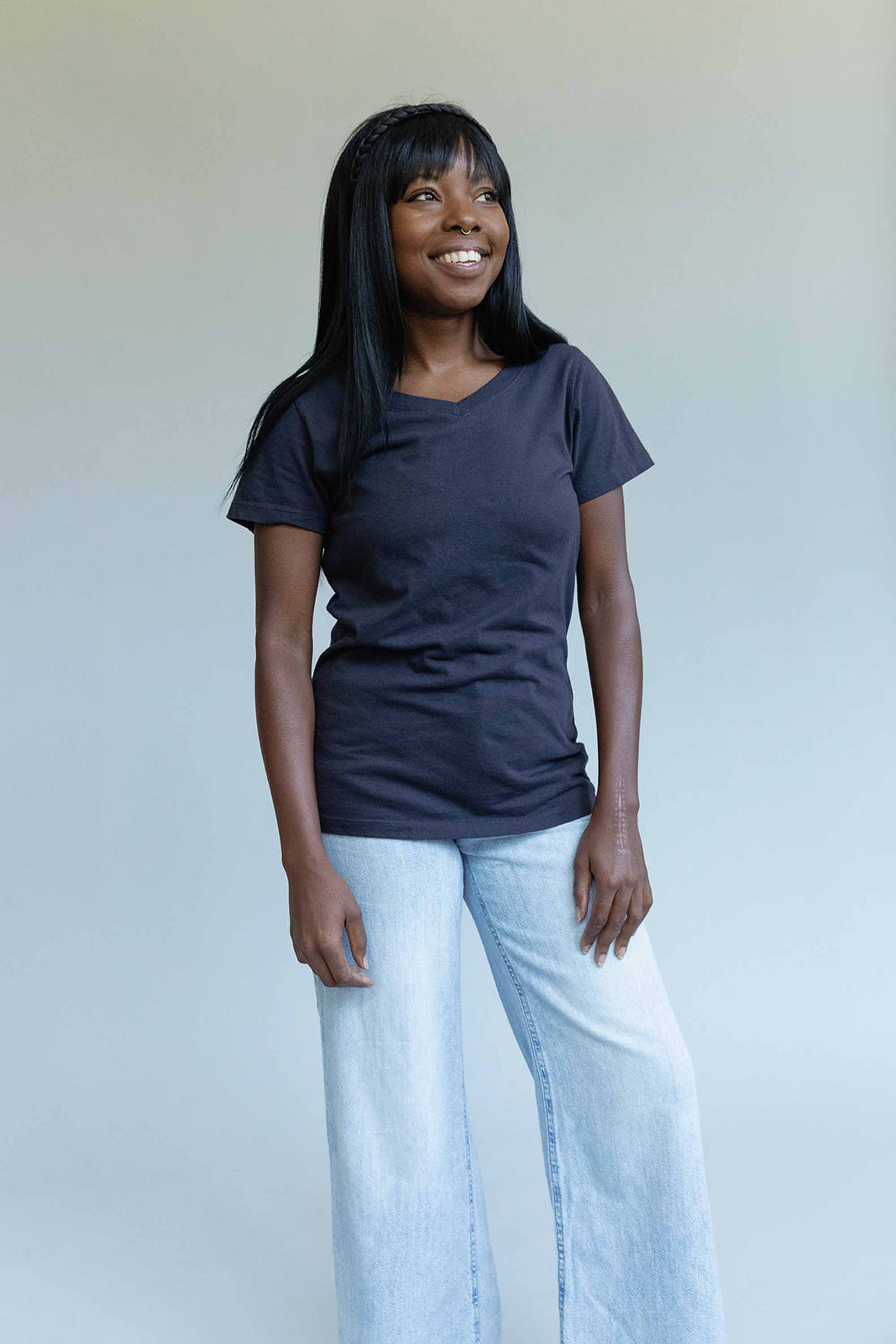 Women's V-Neck Homesteader T-Shirt - True Black